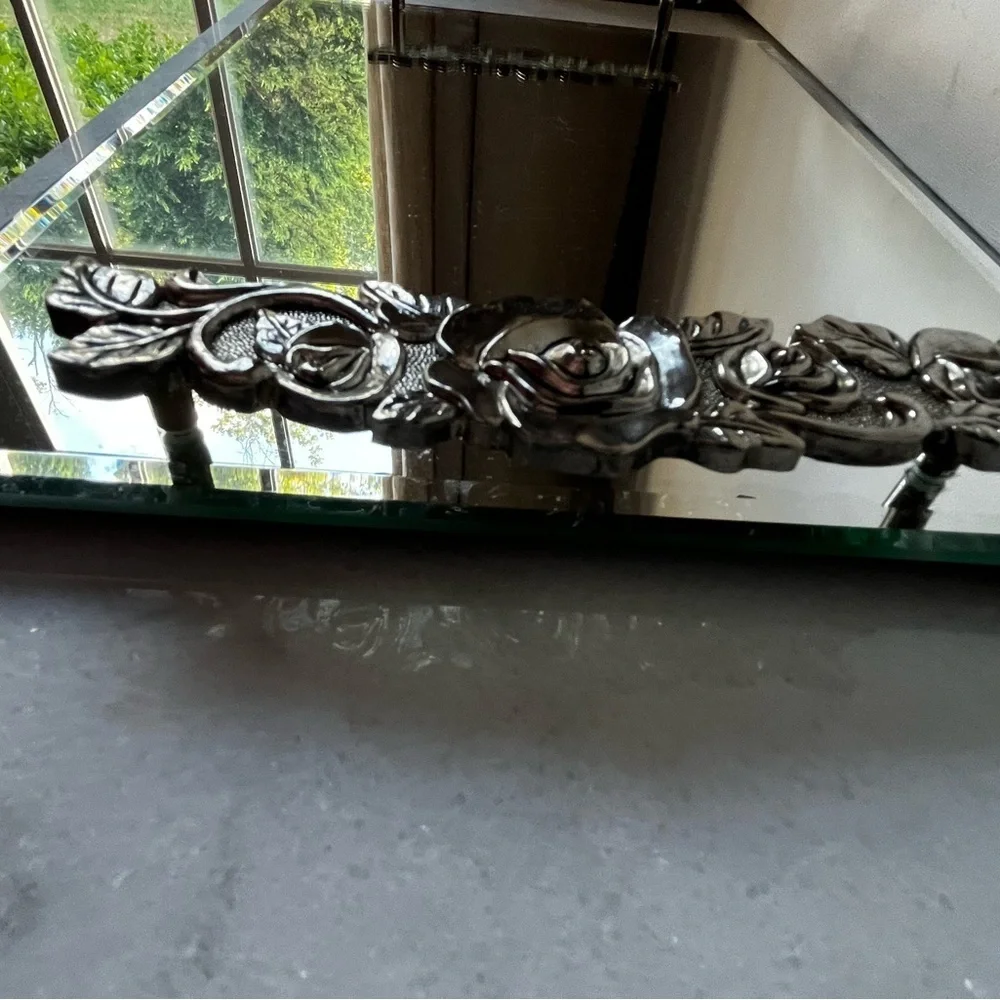 Elegant Silver Floral Mirror vanity tray